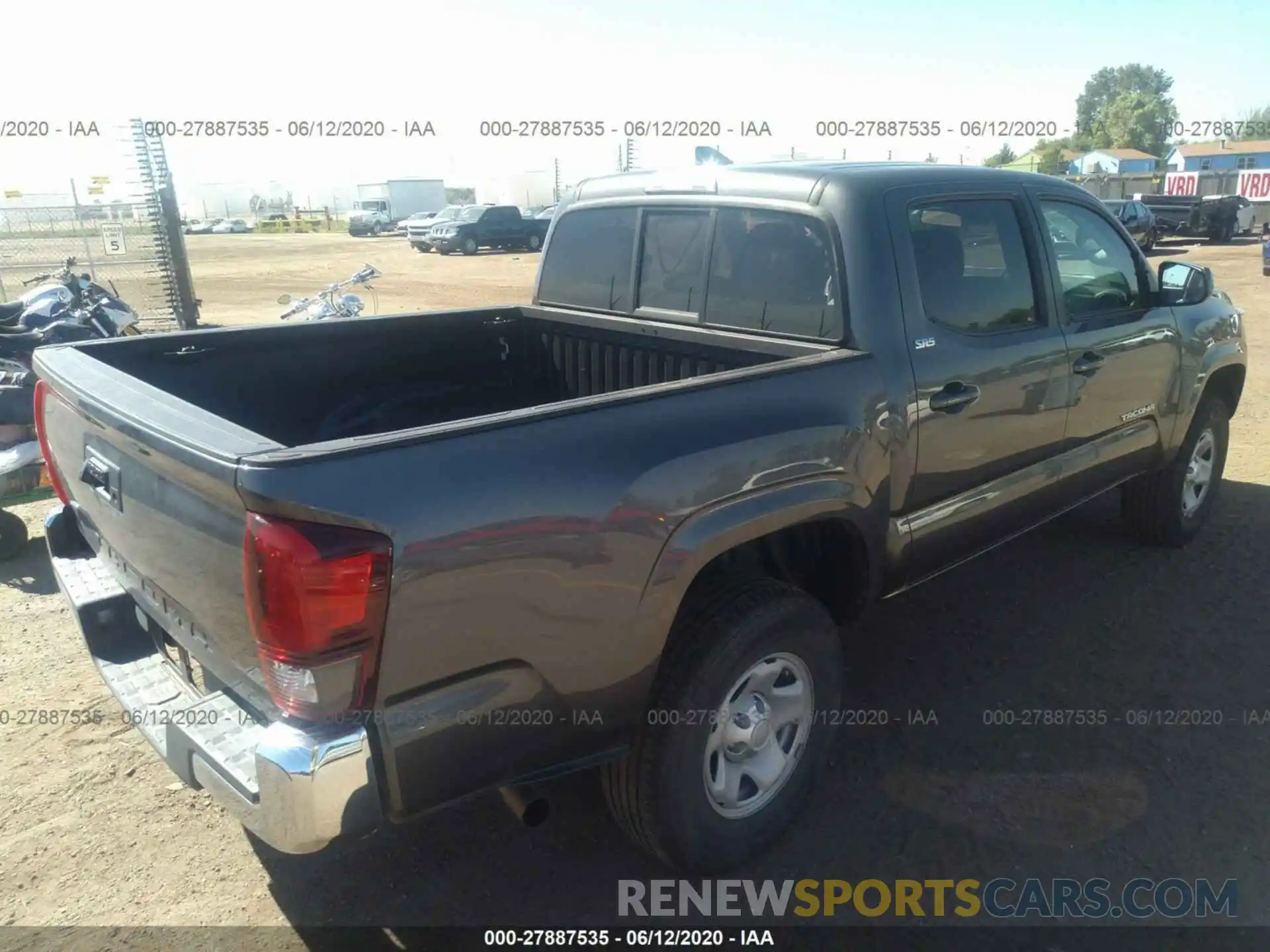 4 Photograph of a damaged car 5TFAX5GN4KX150315 TOYOTA TACOMA 2019