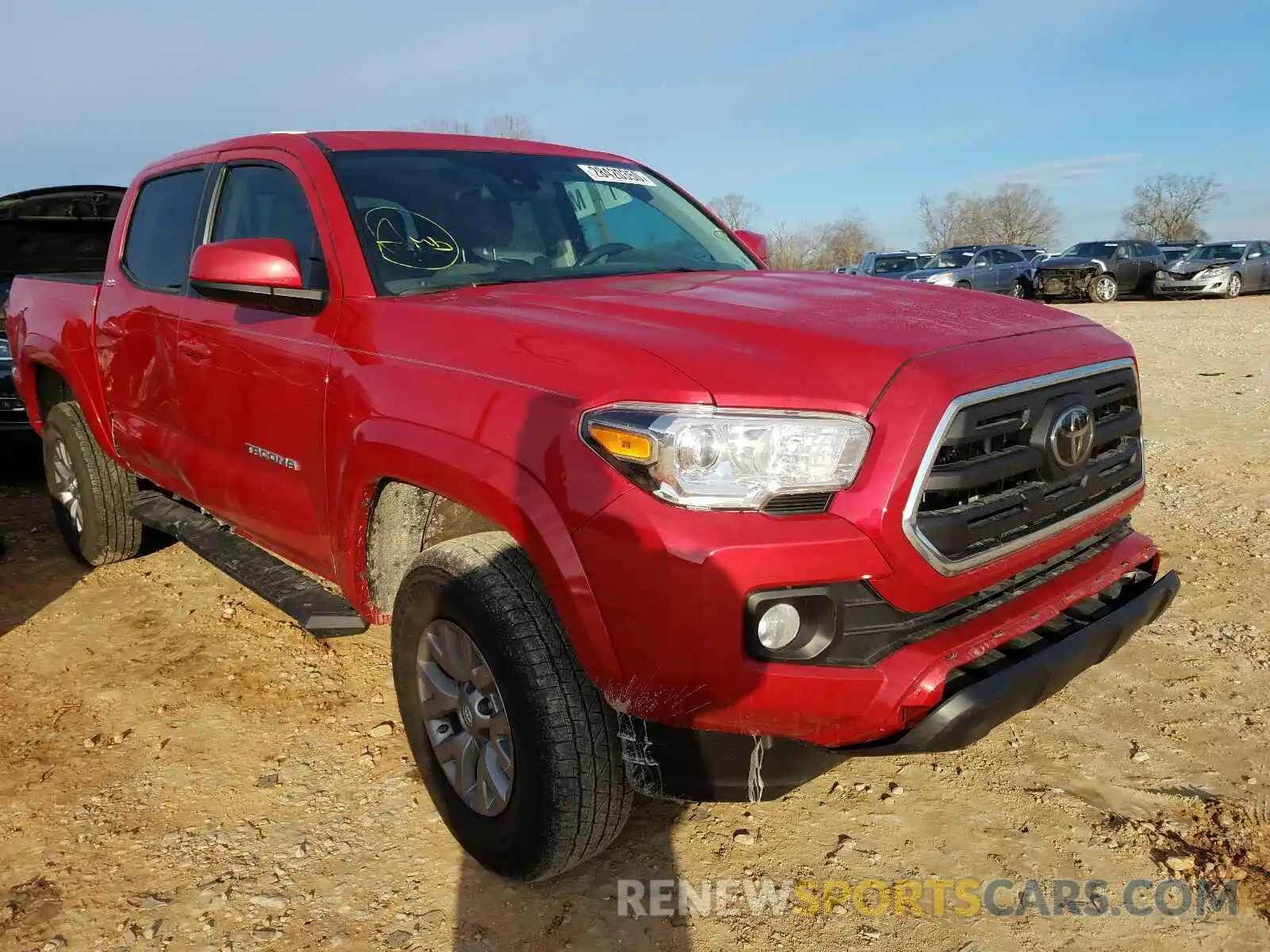 1 Photograph of a damaged car 5TFAX5GN4KX153215 TOYOTA TACOMA 2019