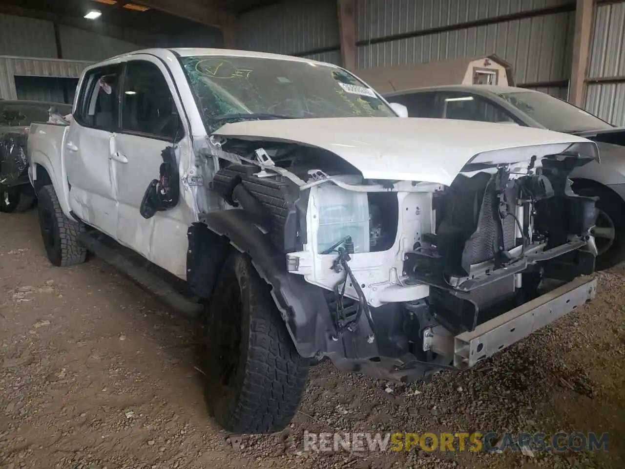 1 Photograph of a damaged car 5TFAX5GN4KX157409 TOYOTA TACOMA 2019