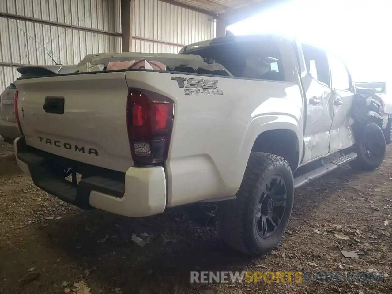 4 Photograph of a damaged car 5TFAX5GN4KX157409 TOYOTA TACOMA 2019