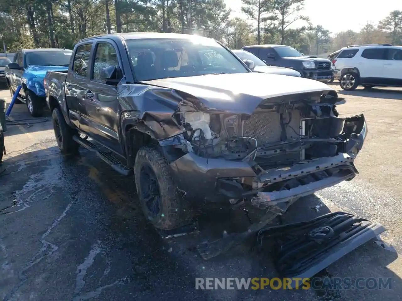 1 Photograph of a damaged car 5TFAX5GN4KX161122 TOYOTA TACOMA 2019