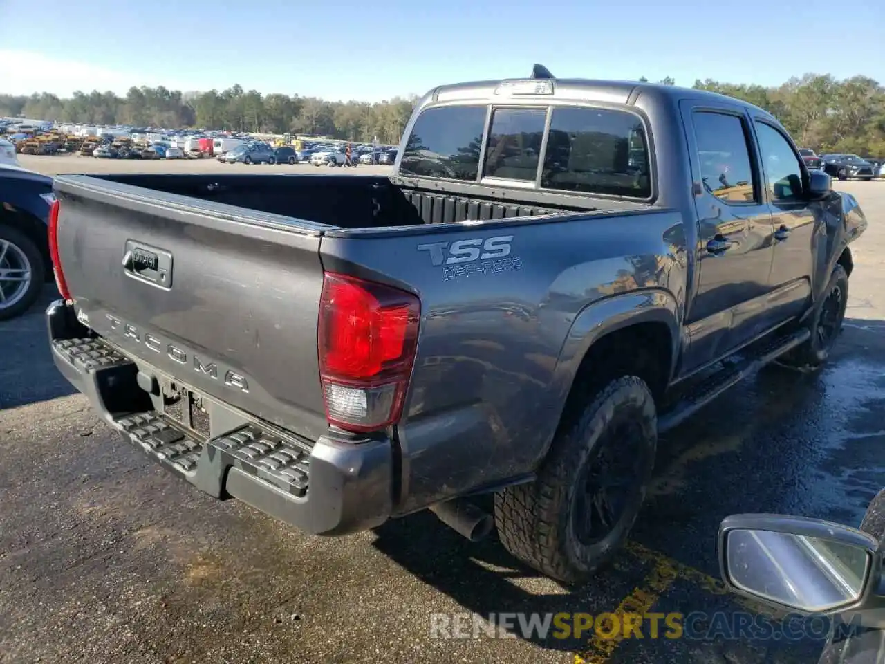 4 Photograph of a damaged car 5TFAX5GN4KX161122 TOYOTA TACOMA 2019