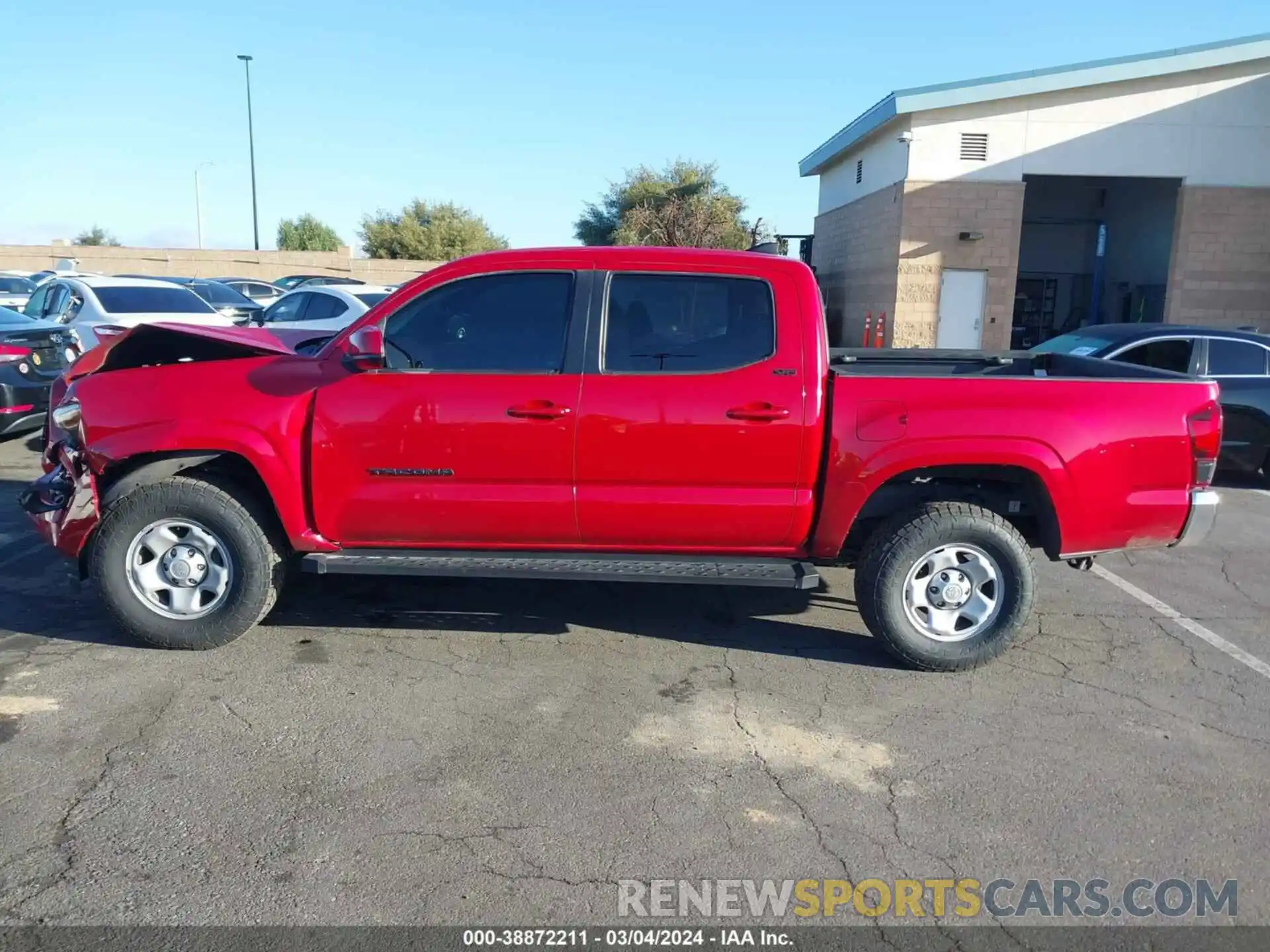 14 Photograph of a damaged car 5TFAX5GN4KX163761 TOYOTA TACOMA 2019