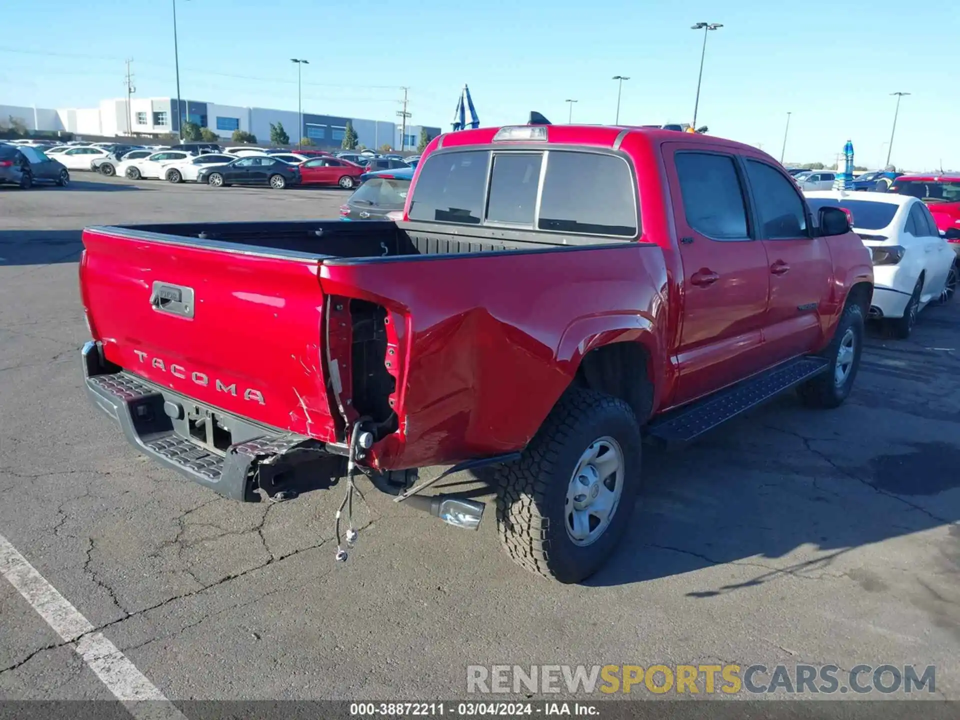 4 Photograph of a damaged car 5TFAX5GN4KX163761 TOYOTA TACOMA 2019