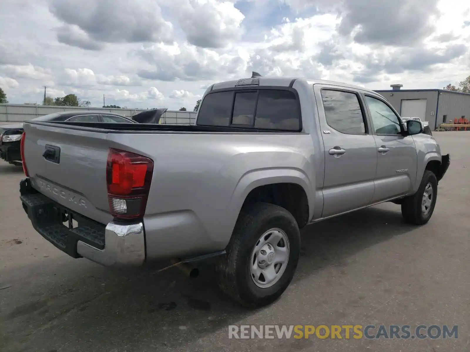 4 Photograph of a damaged car 5TFAX5GN4KX164957 TOYOTA TACOMA 2019