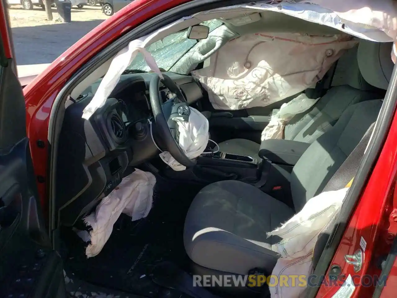 5 Photograph of a damaged car 5TFAX5GN5KX133152 TOYOTA TACOMA 2019