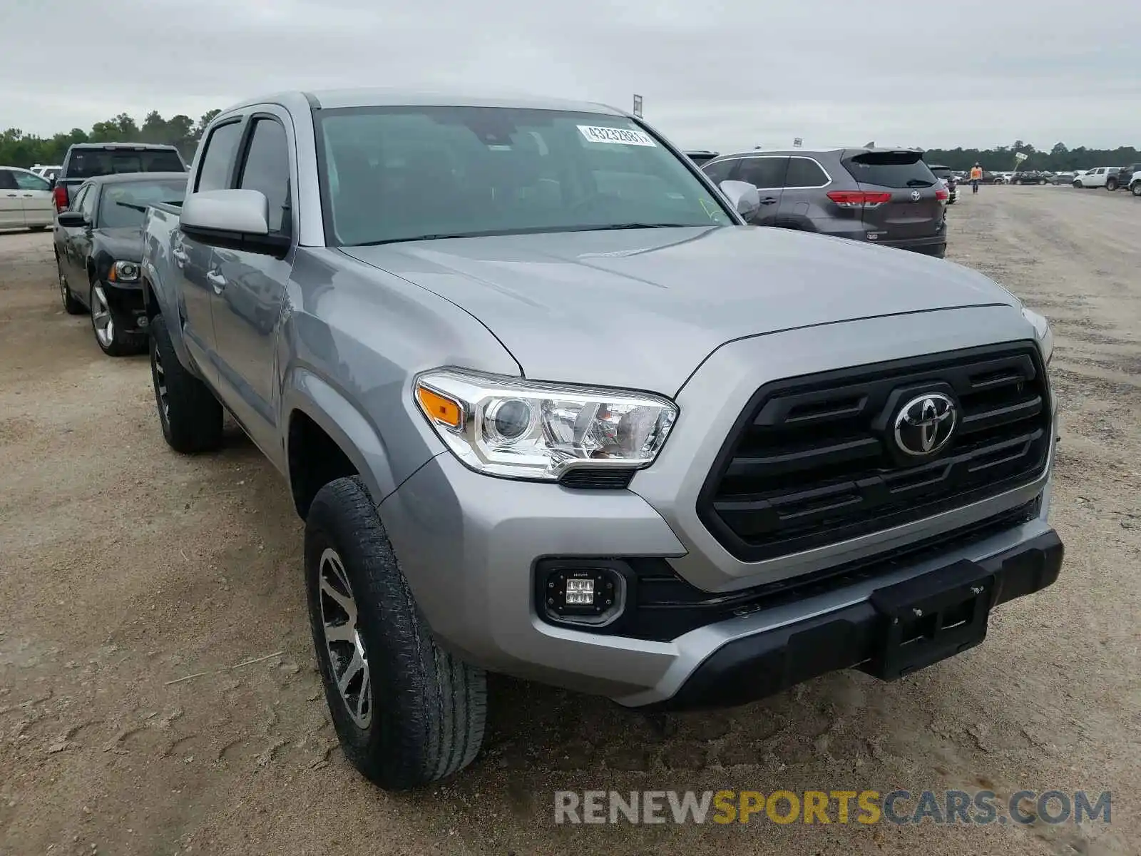 1 Photograph of a damaged car 5TFAX5GN5KX135032 TOYOTA TACOMA 2019