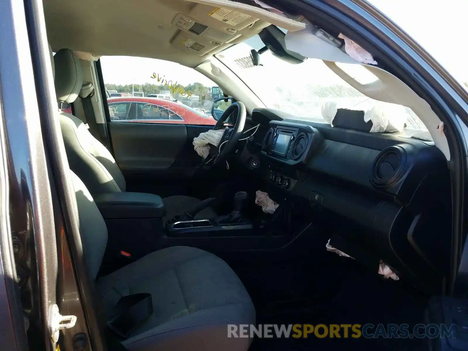 5 Photograph of a damaged car 5TFAX5GN5KX135693 TOYOTA TACOMA 2019