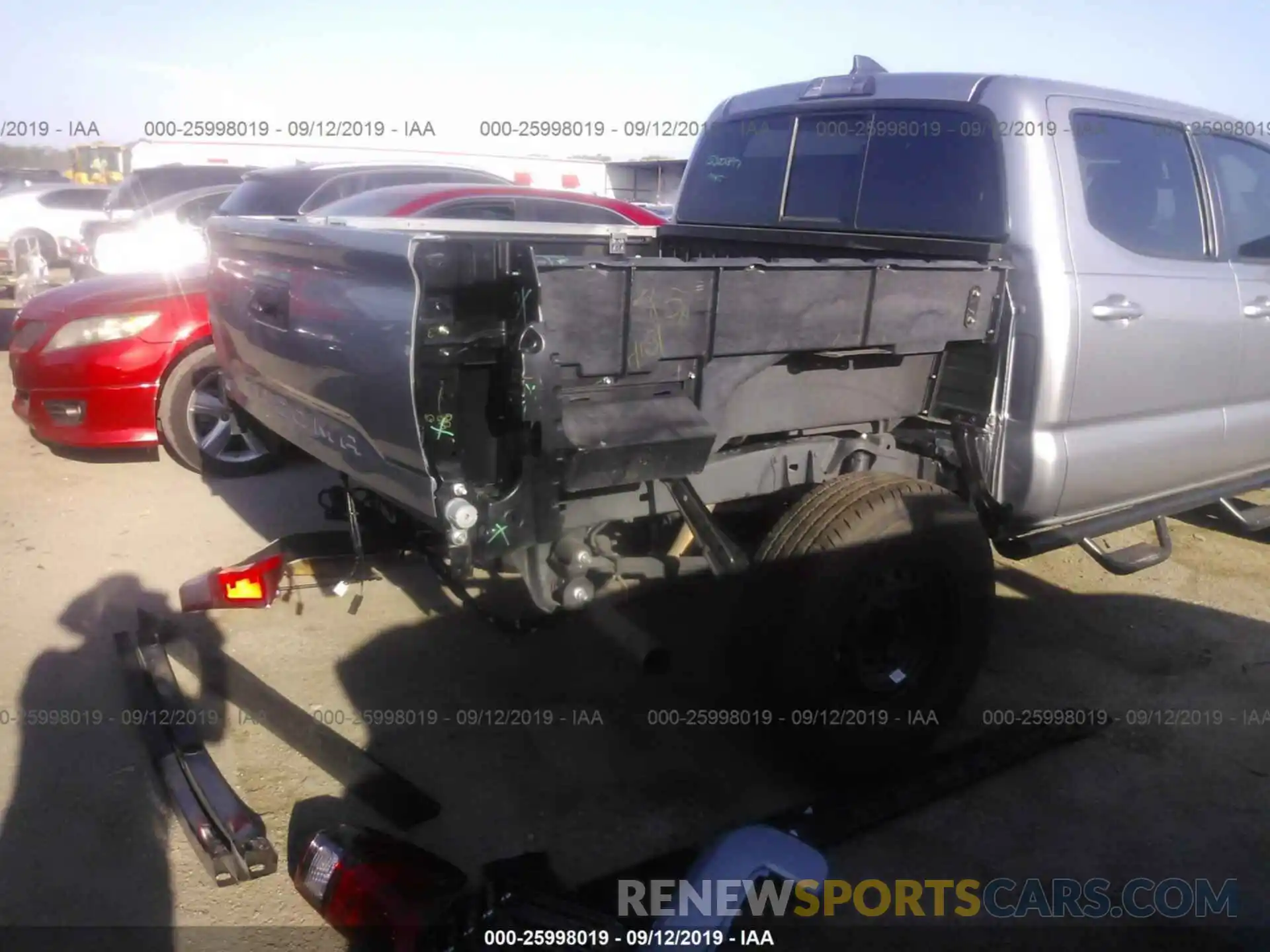 6 Photograph of a damaged car 5TFAX5GN5KX136004 TOYOTA TACOMA 2019