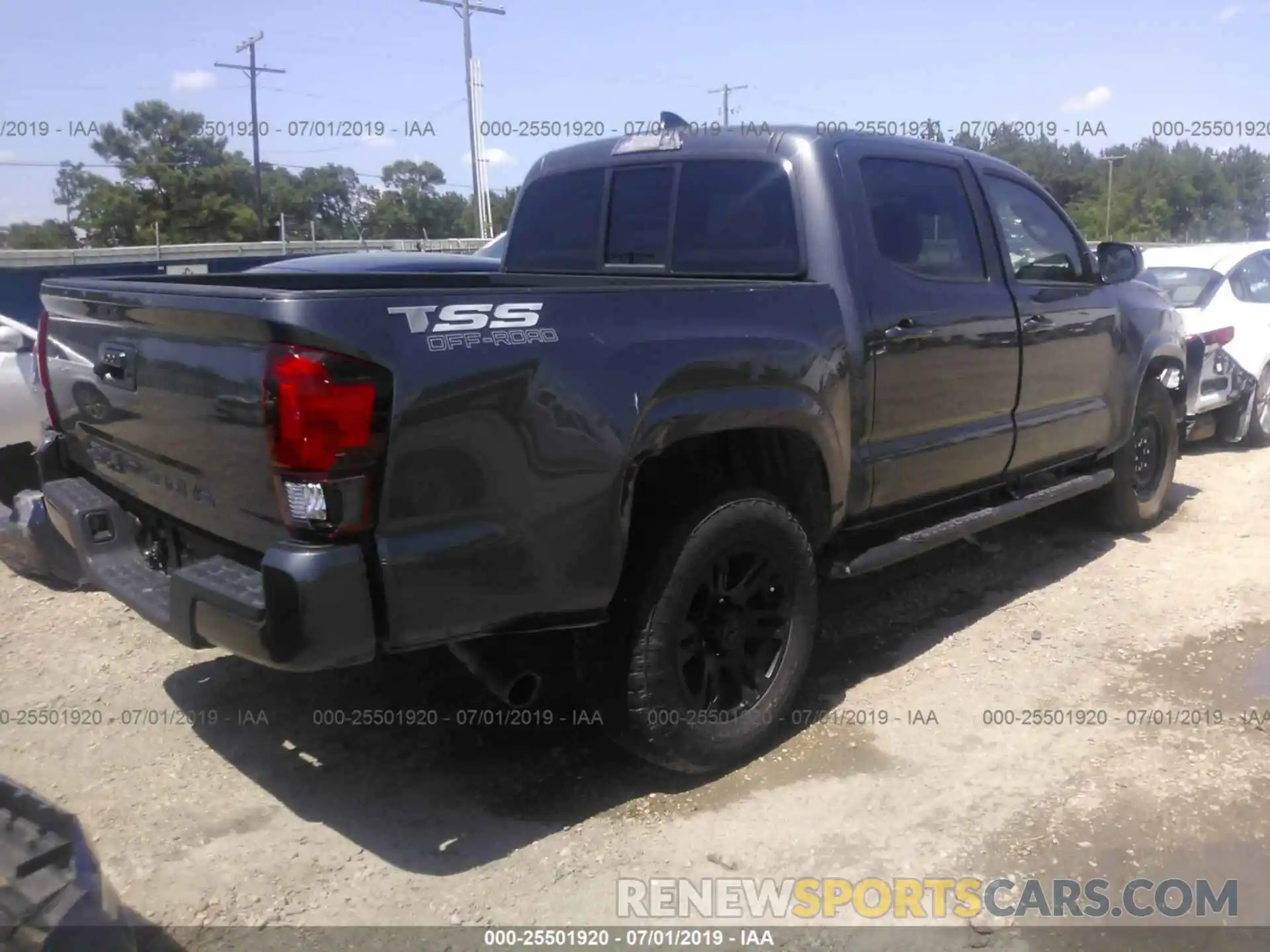 4 Photograph of a damaged car 5TFAX5GN5KX139100 TOYOTA TACOMA 2019