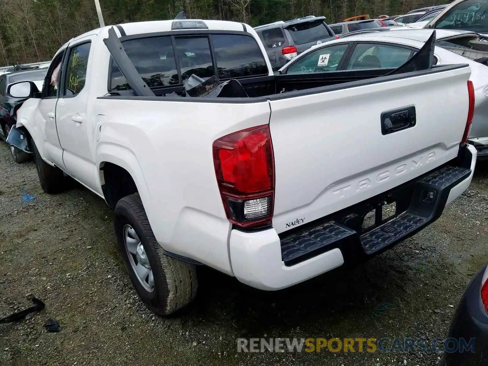 3 Photograph of a damaged car 5TFAX5GN5KX139131 TOYOTA TACOMA 2019