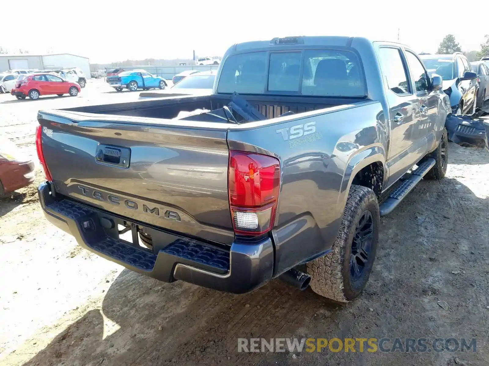 4 Photograph of a damaged car 5TFAX5GN5KX139582 TOYOTA TACOMA 2019