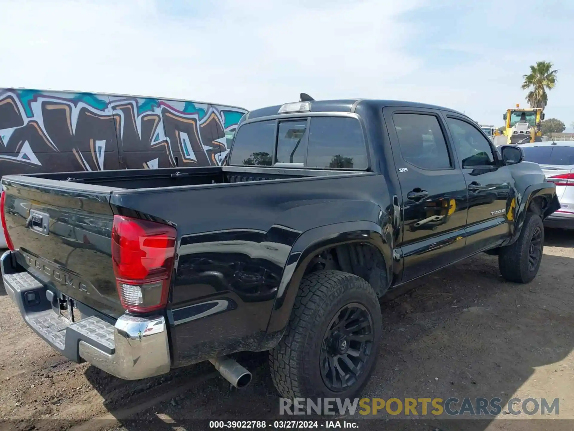 4 Photograph of a damaged car 5TFAX5GN5KX145737 TOYOTA TACOMA 2019