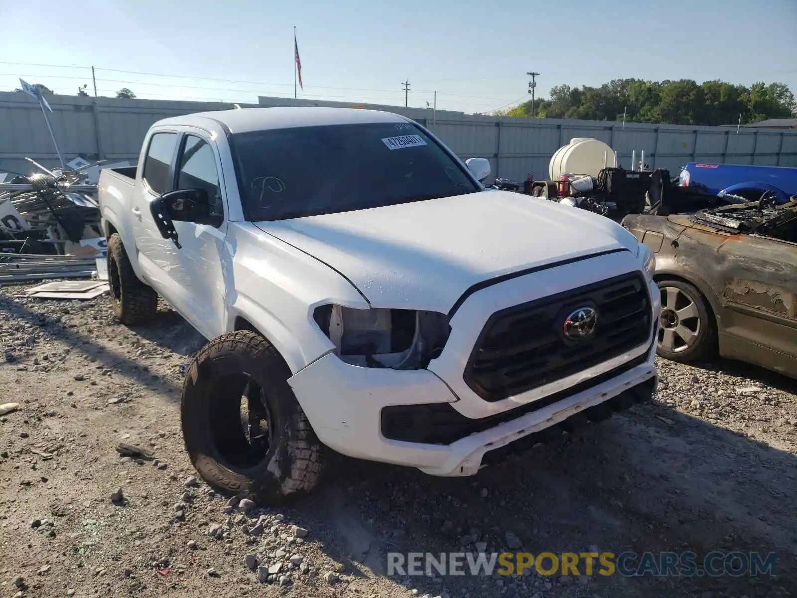 1 Photograph of a damaged car 5TFAX5GN5KX148704 TOYOTA TACOMA 2019