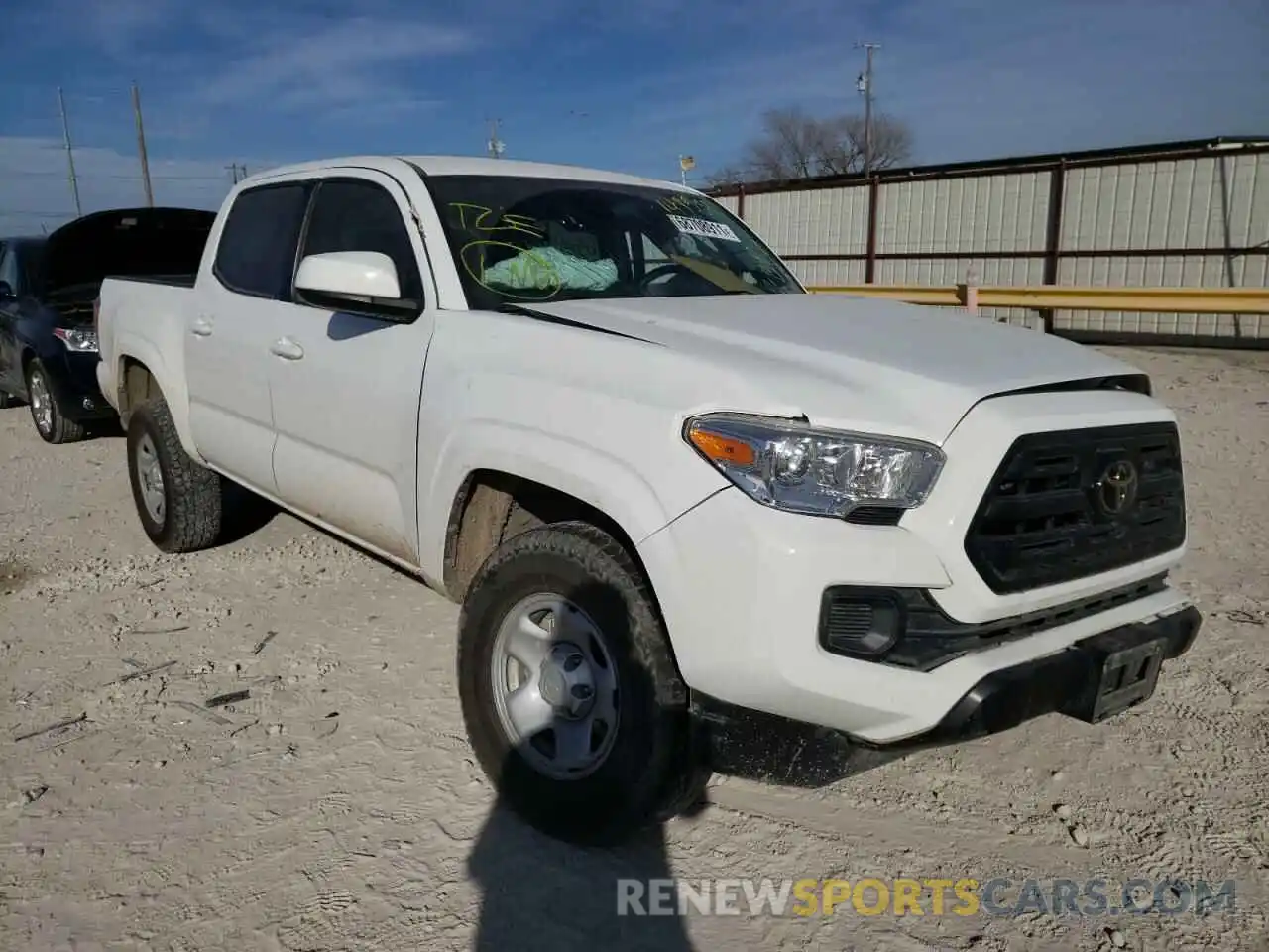 1 Фотография поврежденного автомобиля 5TFAX5GN5KX149531 TOYOTA TACOMA 2019