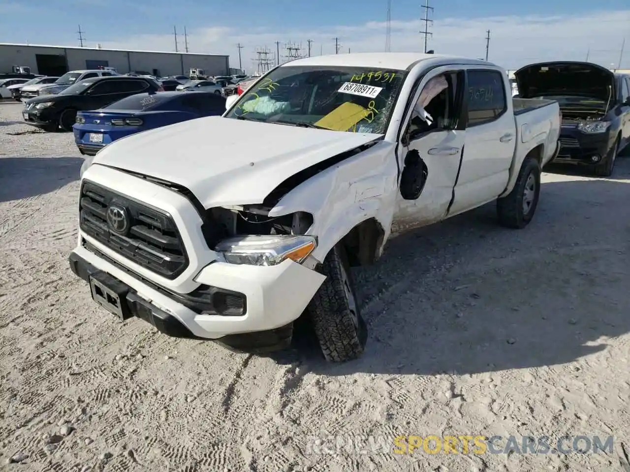 2 Фотография поврежденного автомобиля 5TFAX5GN5KX149531 TOYOTA TACOMA 2019