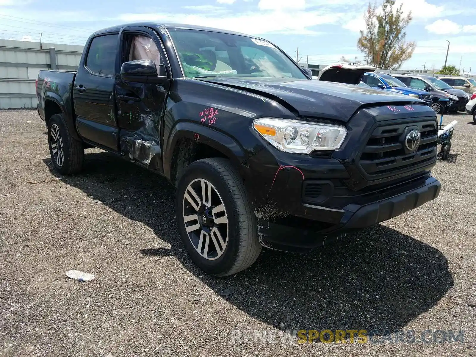 1 Photograph of a damaged car 5TFAX5GN5KX151201 TOYOTA TACOMA 2019