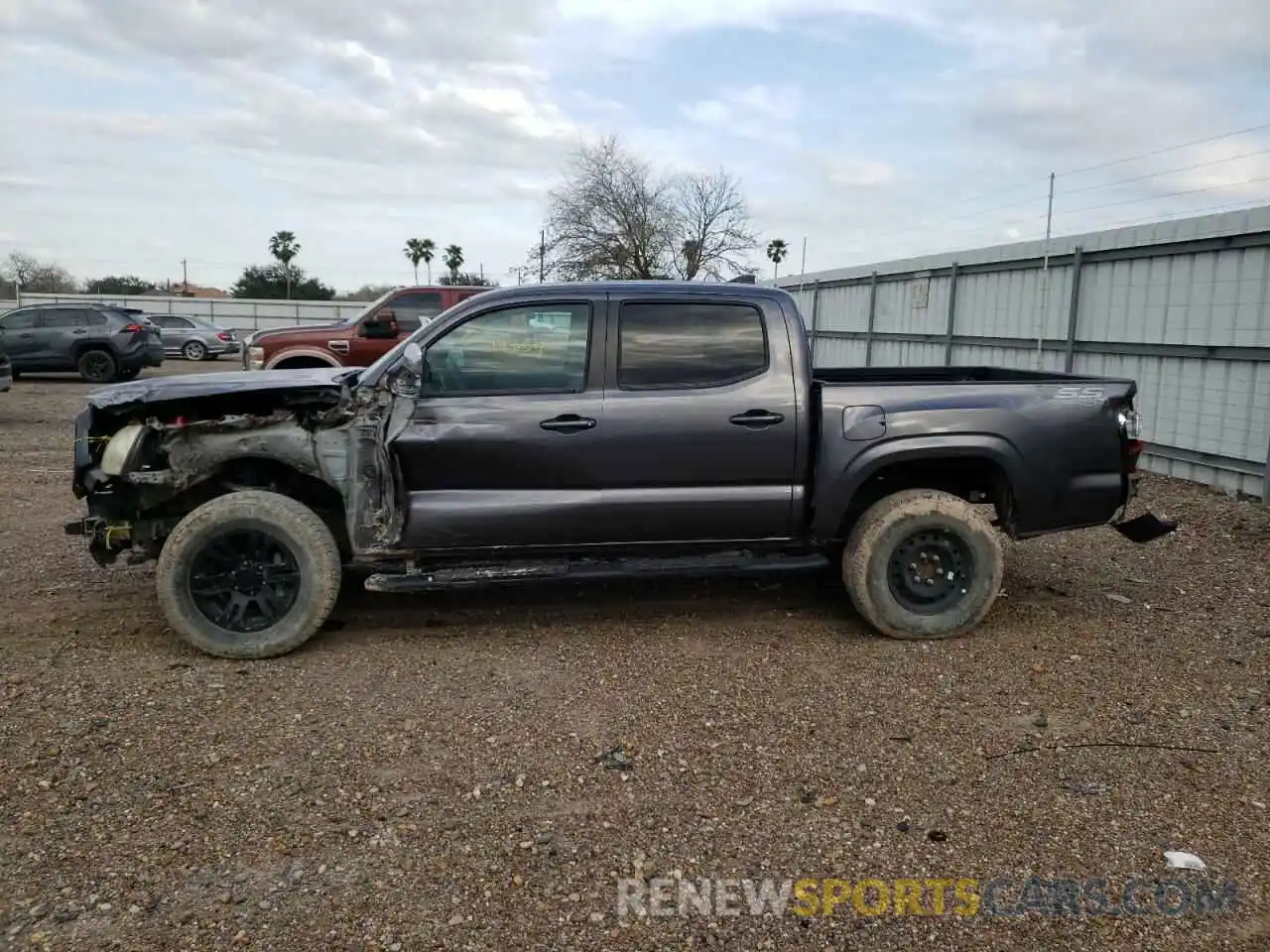 9 Photograph of a damaged car 5TFAX5GN5KX152896 TOYOTA TACOMA 2019