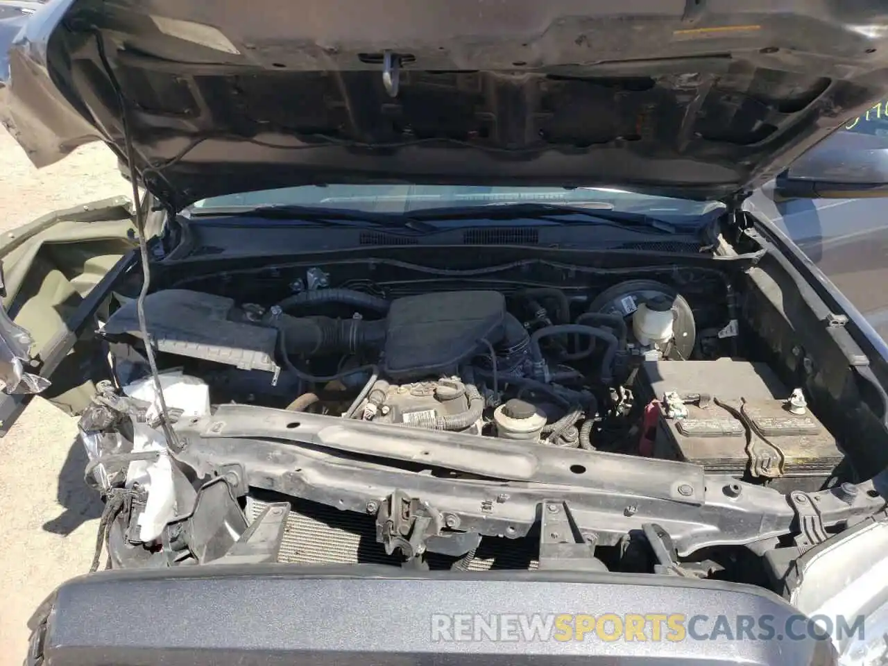 7 Photograph of a damaged car 5TFAX5GN5KX154034 TOYOTA TACOMA 2019