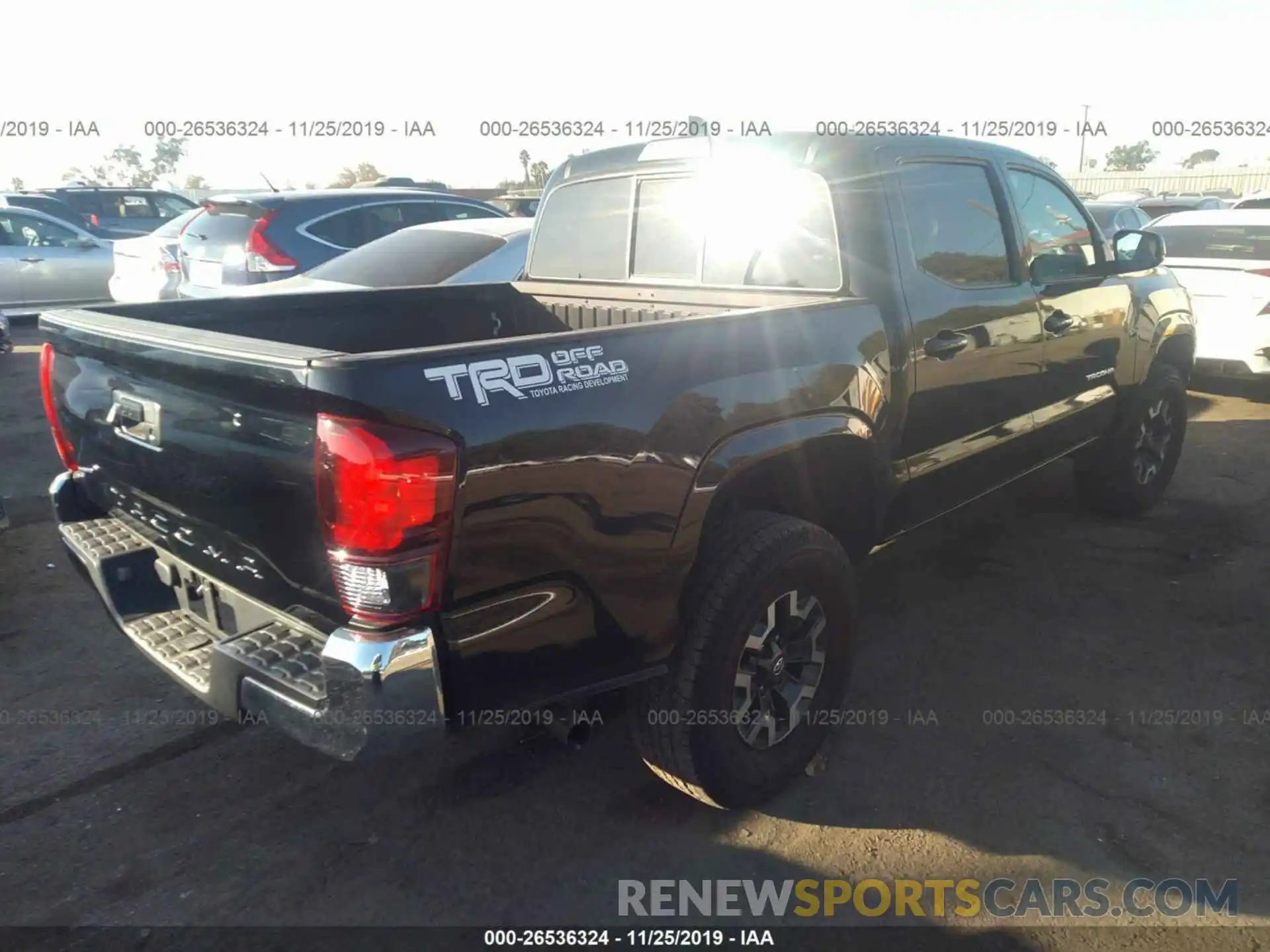 4 Фотография поврежденного автомобиля 5TFAX5GN5KX154454 TOYOTA TACOMA 2019