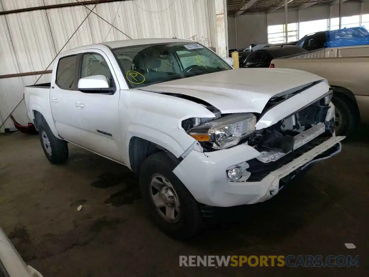 1 Photograph of a damaged car 5TFAX5GN5KX157998 TOYOTA TACOMA 2019