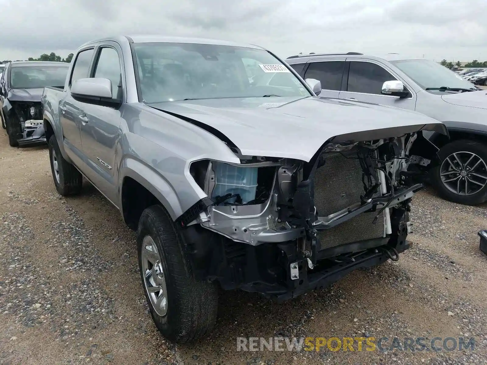 1 Фотография поврежденного автомобиля 5TFAX5GN5KX158052 TOYOTA TACOMA 2019