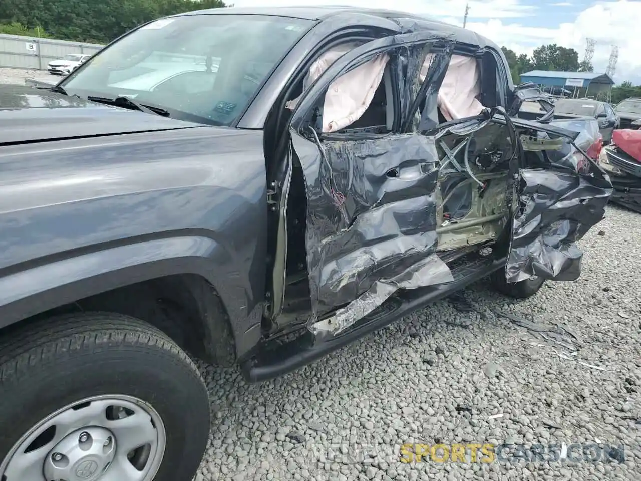 9 Photograph of a damaged car 5TFAX5GN5KX160965 TOYOTA TACOMA 2019