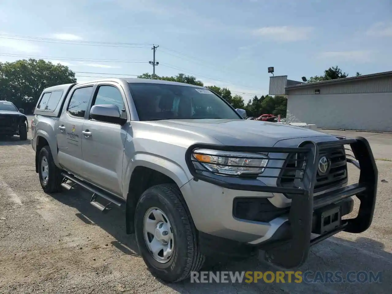 1 Photograph of a damaged car 5TFAX5GN6KX136254 TOYOTA TACOMA 2019