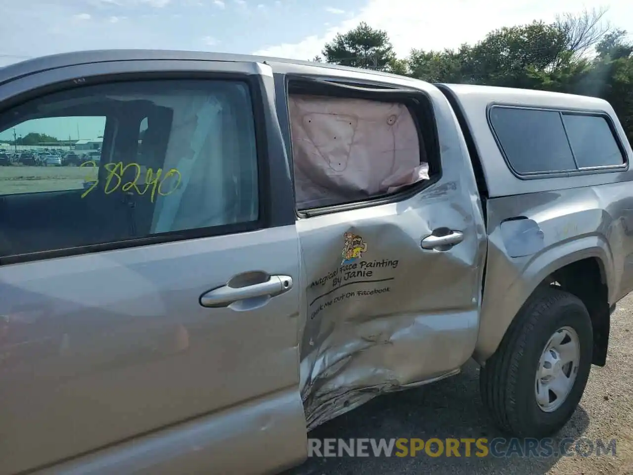 9 Photograph of a damaged car 5TFAX5GN6KX136254 TOYOTA TACOMA 2019