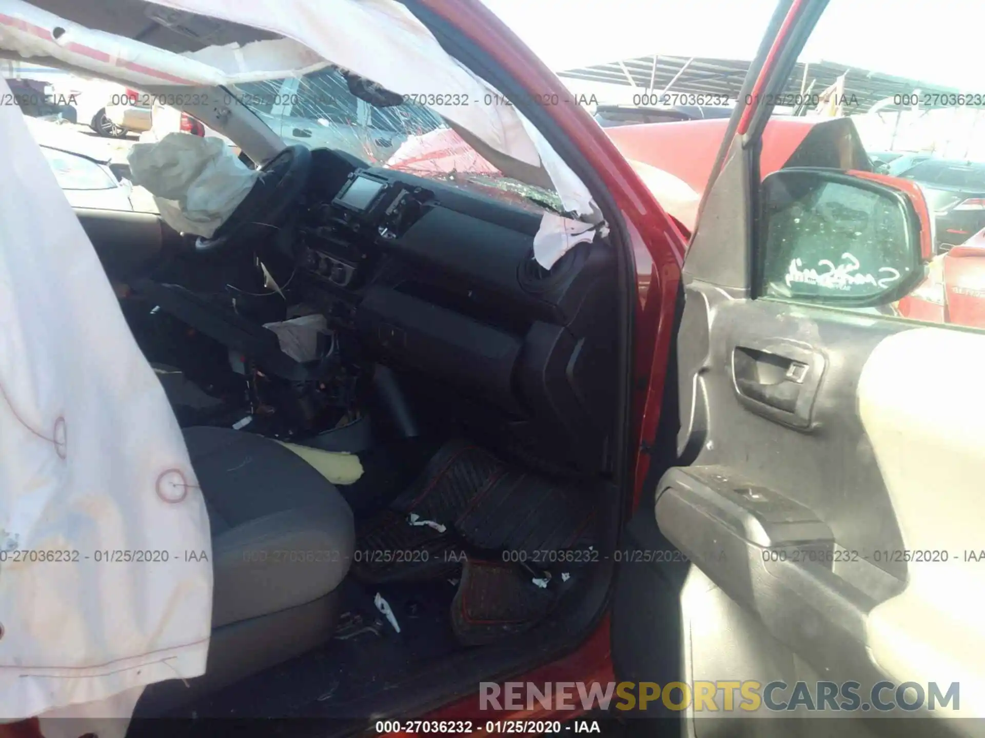 5 Photograph of a damaged car 5TFAX5GN6KX139042 TOYOTA TACOMA 2019