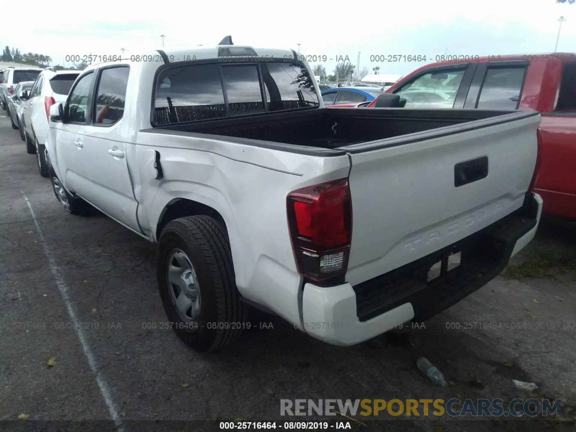 3 Photograph of a damaged car 5TFAX5GN6KX139767 TOYOTA TACOMA 2019