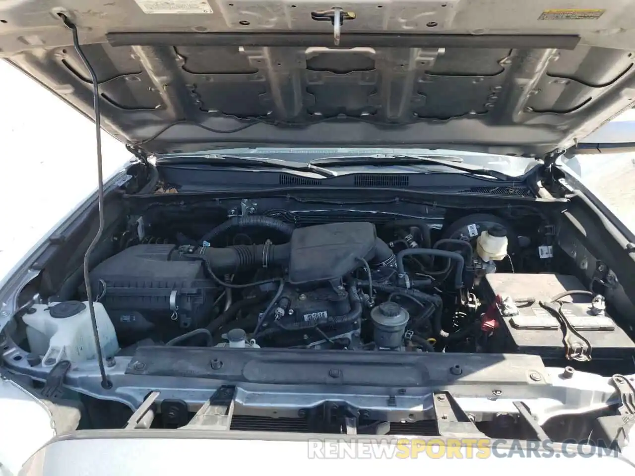 7 Photograph of a damaged car 5TFAX5GN6KX147299 TOYOTA TACOMA 2019