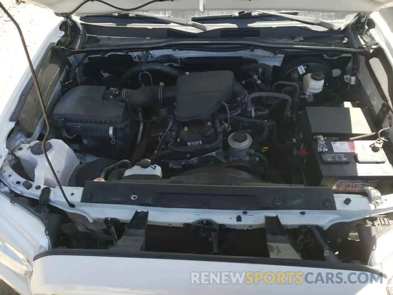 7 Photograph of a damaged car 5TFAX5GN6KX153636 TOYOTA TACOMA 2019