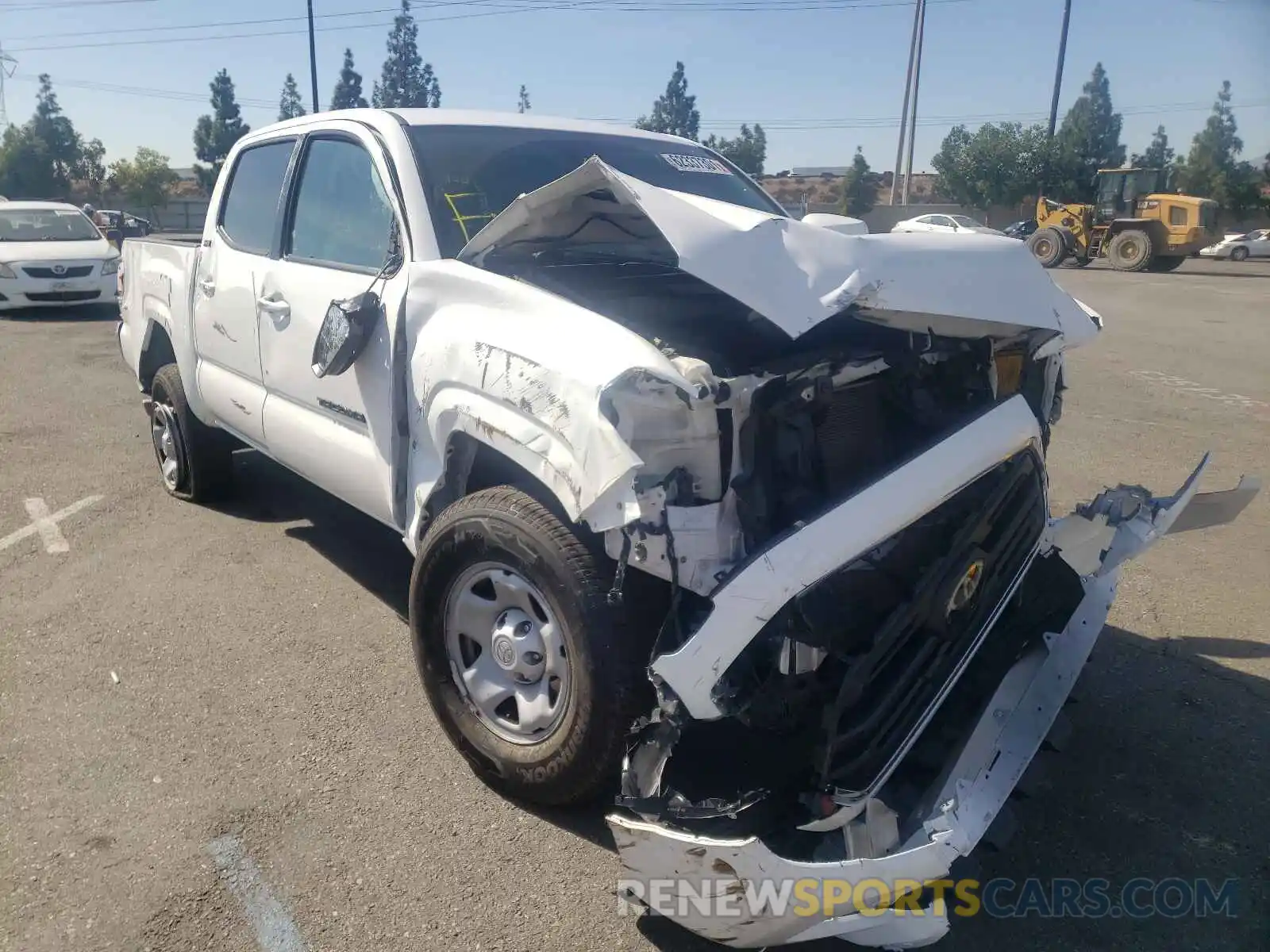 1 Photograph of a damaged car 5TFAX5GN6KX156620 TOYOTA TACOMA 2019