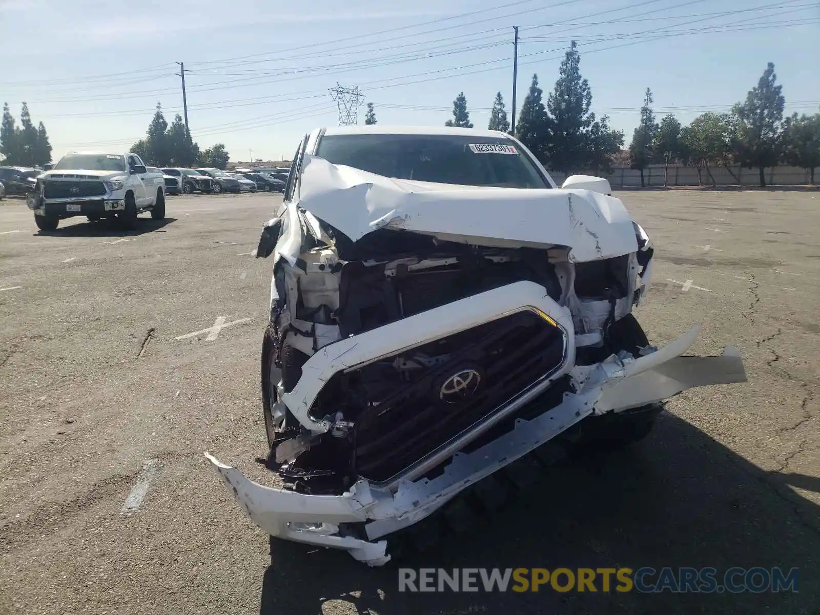 9 Photograph of a damaged car 5TFAX5GN6KX156620 TOYOTA TACOMA 2019