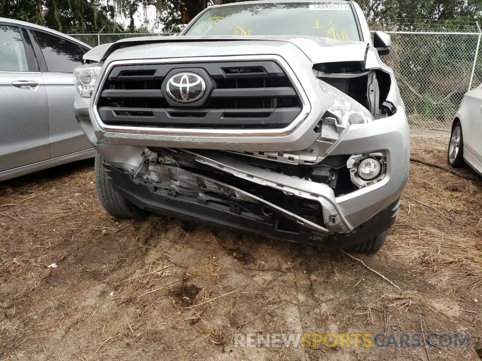 9 Photograph of a damaged car 5TFAX5GN7KX133878 TOYOTA TACOMA 2019