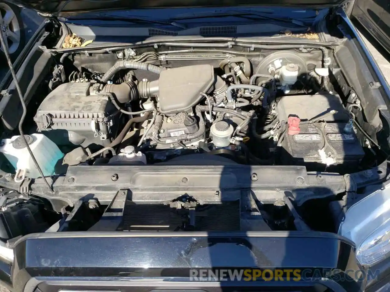 7 Photograph of a damaged car 5TFAX5GN7KX133959 TOYOTA TACOMA 2019