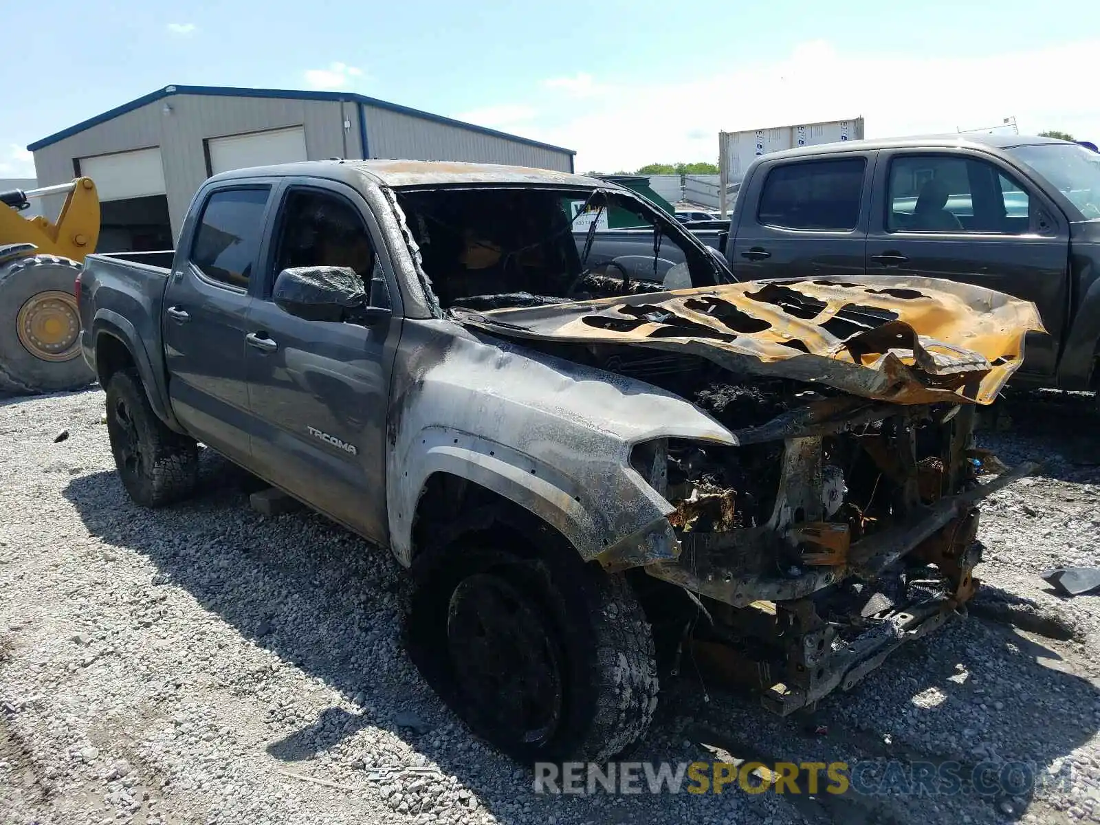 1 Photograph of a damaged car 5TFAX5GN7KX141690 TOYOTA TACOMA 2019