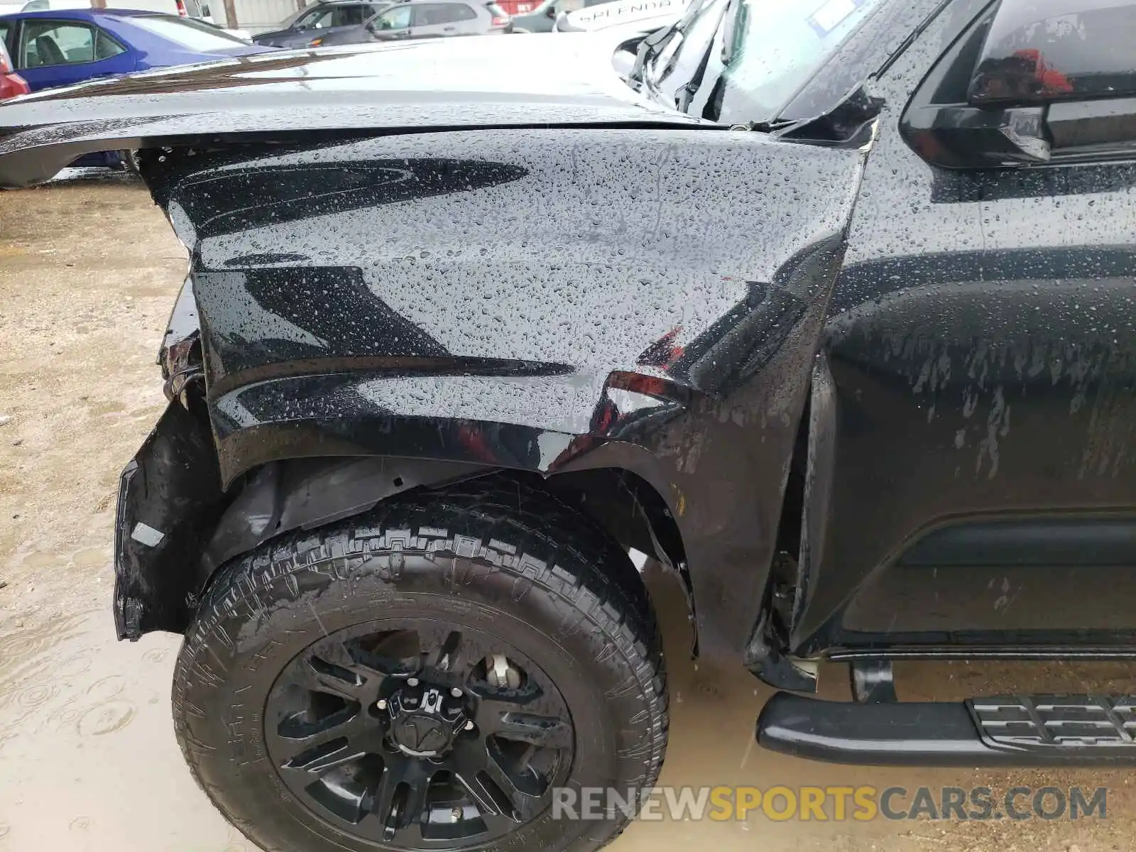 9 Photograph of a damaged car 5TFAX5GN7KX157940 TOYOTA TACOMA 2019