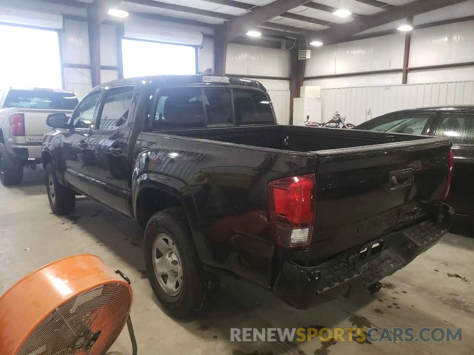 3 Photograph of a damaged car 5TFAX5GN7KX160143 TOYOTA TACOMA 2019