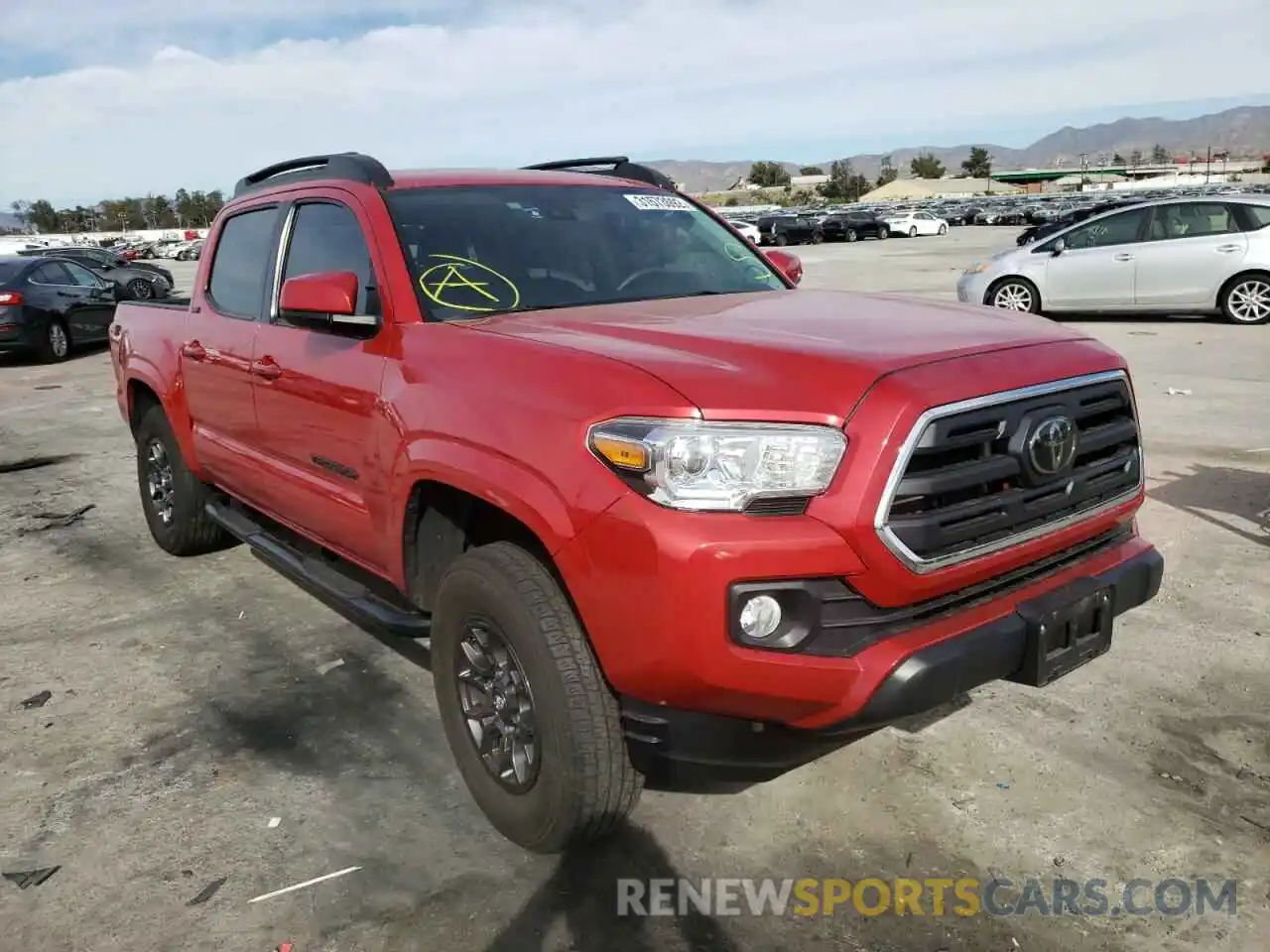 1 Photograph of a damaged car 5TFAX5GN7KX162247 TOYOTA TACOMA 2019