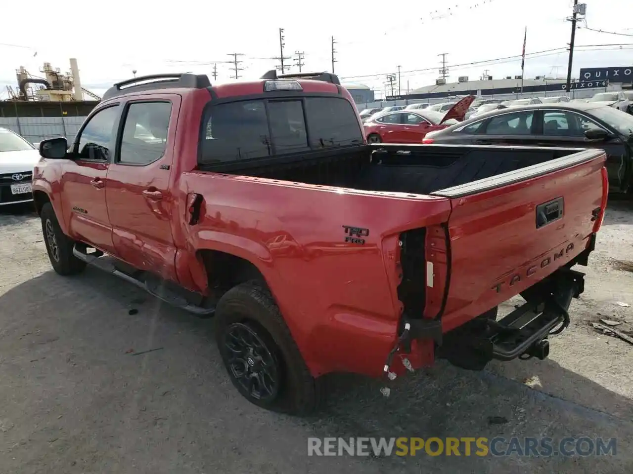 3 Photograph of a damaged car 5TFAX5GN7KX162247 TOYOTA TACOMA 2019