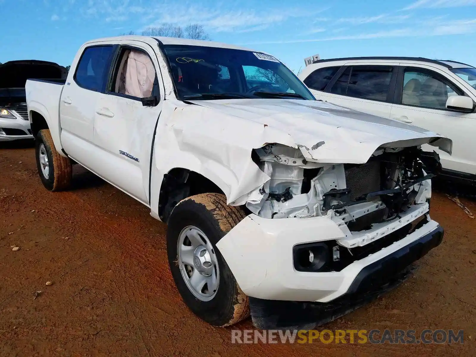 1 Photograph of a damaged car 5TFAX5GN8KX132321 TOYOTA TACOMA 2019