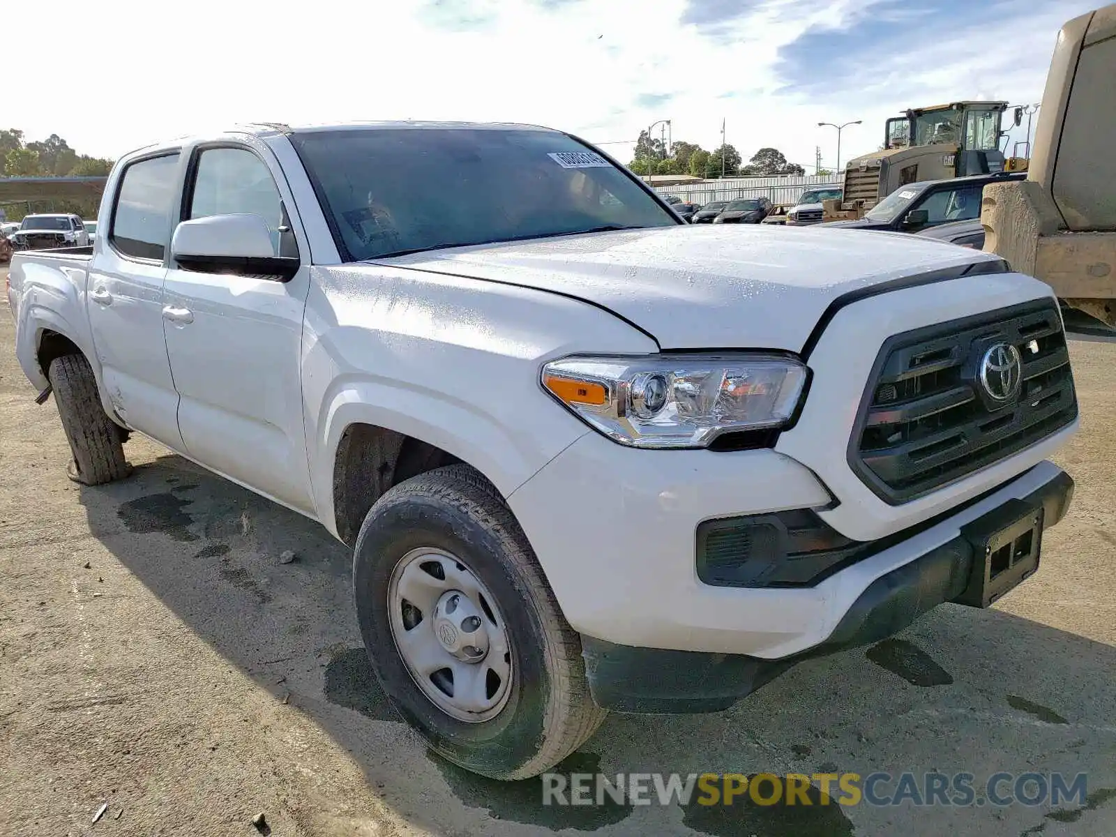 1 Photograph of a damaged car 5TFAX5GN8KX138474 TOYOTA TACOMA 2019