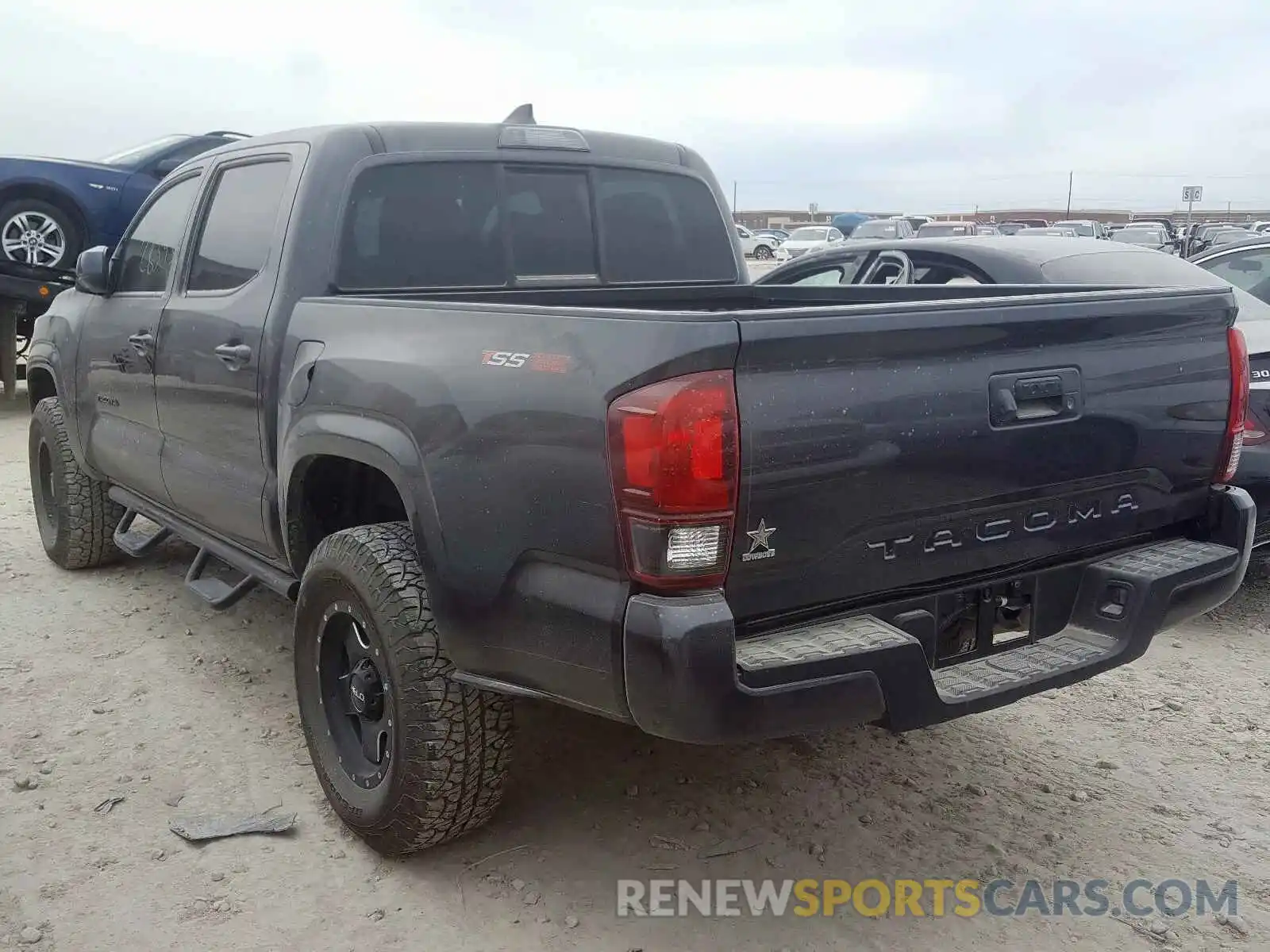 3 Фотография поврежденного автомобиля 5TFAX5GN8KX138782 TOYOTA TACOMA 2019