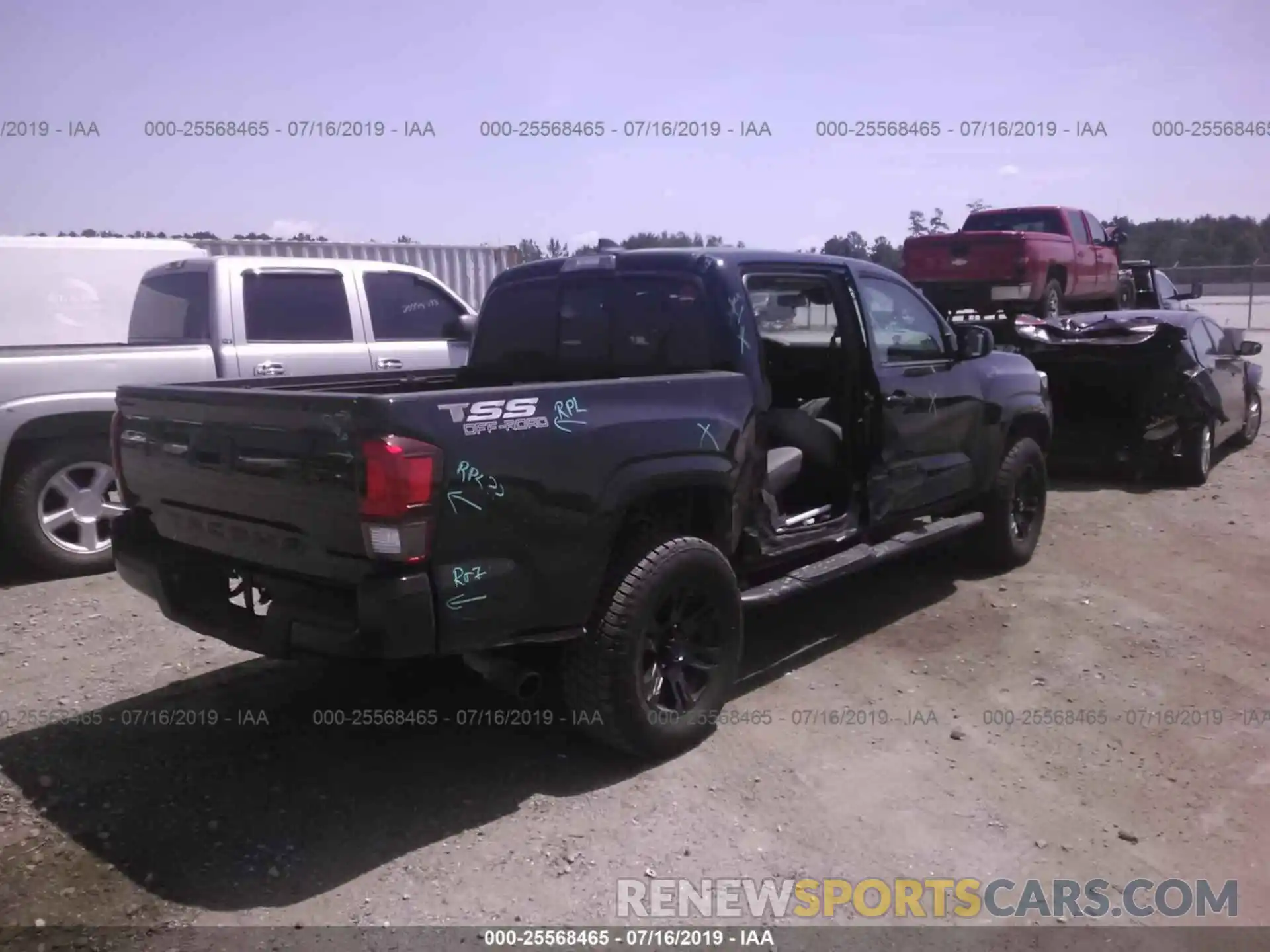 4 Фотография поврежденного автомобиля 5TFAX5GN8KX139169 TOYOTA TACOMA 2019