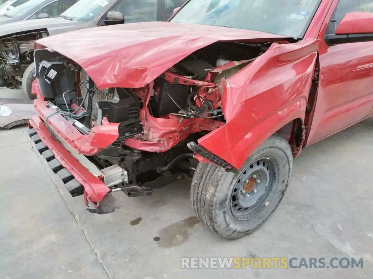 9 Photograph of a damaged car 5TFAX5GN8KX149023 TOYOTA TACOMA 2019