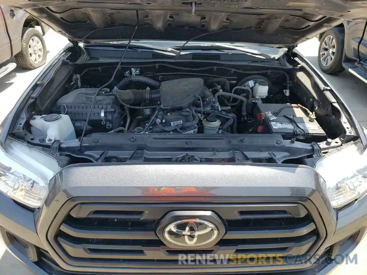 7 Photograph of a damaged car 5TFAX5GN9KX133770 TOYOTA TACOMA 2019