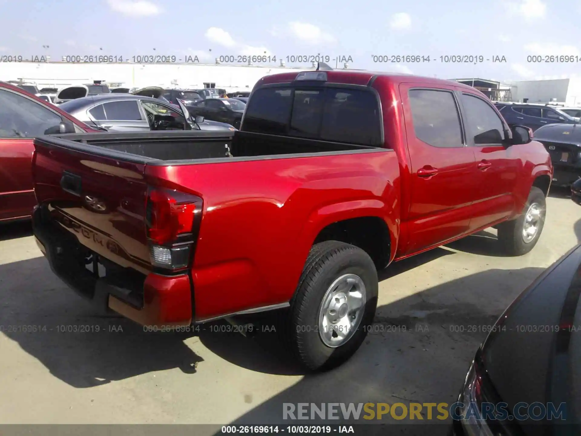 4 Photograph of a damaged car 5TFAX5GN9KX136488 TOYOTA TACOMA 2019