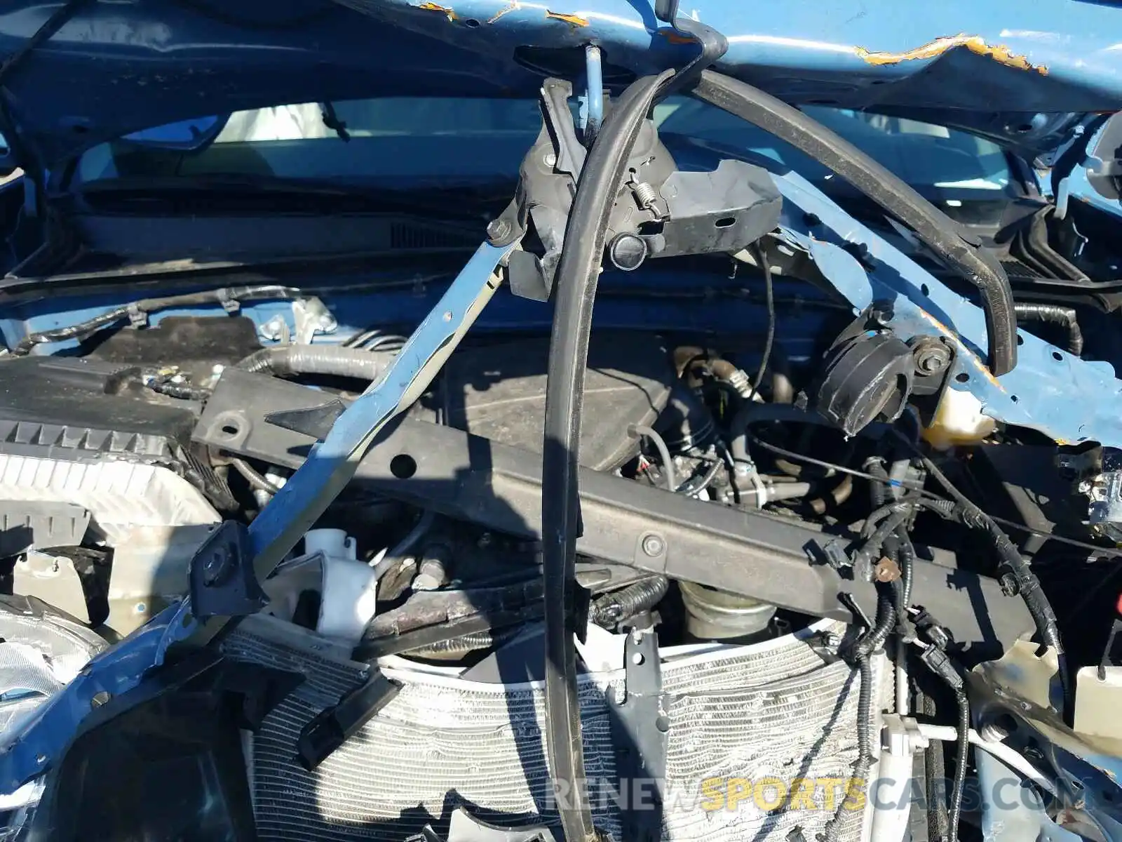 7 Photograph of a damaged car 5TFAX5GN9KX143098 TOYOTA TACOMA 2019